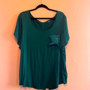 Women’s Torrid top dark green size 2